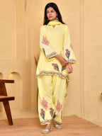 Noor-e-Zard Floral Ensemble