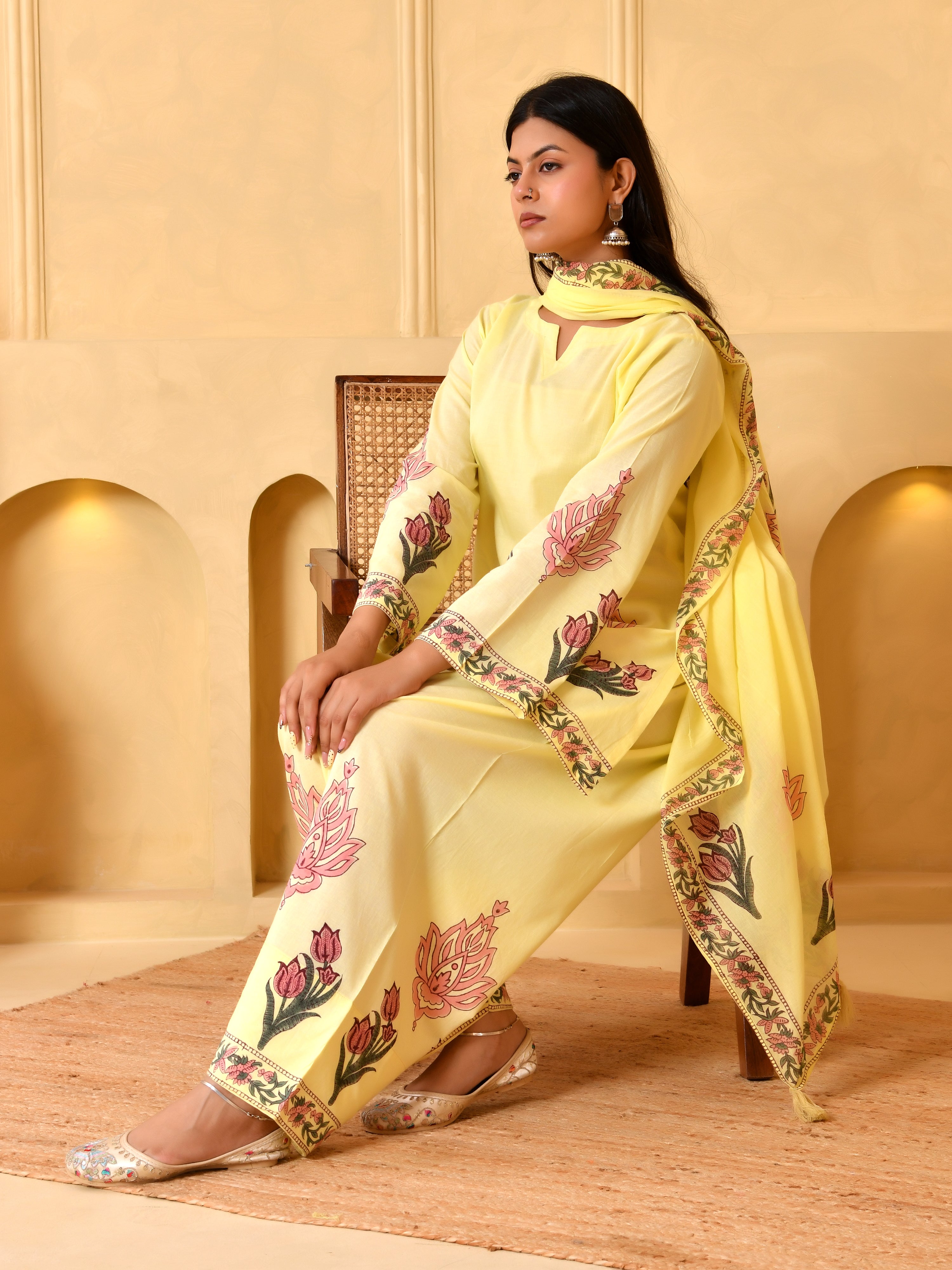 Noor-e-Zard Floral Ensemble