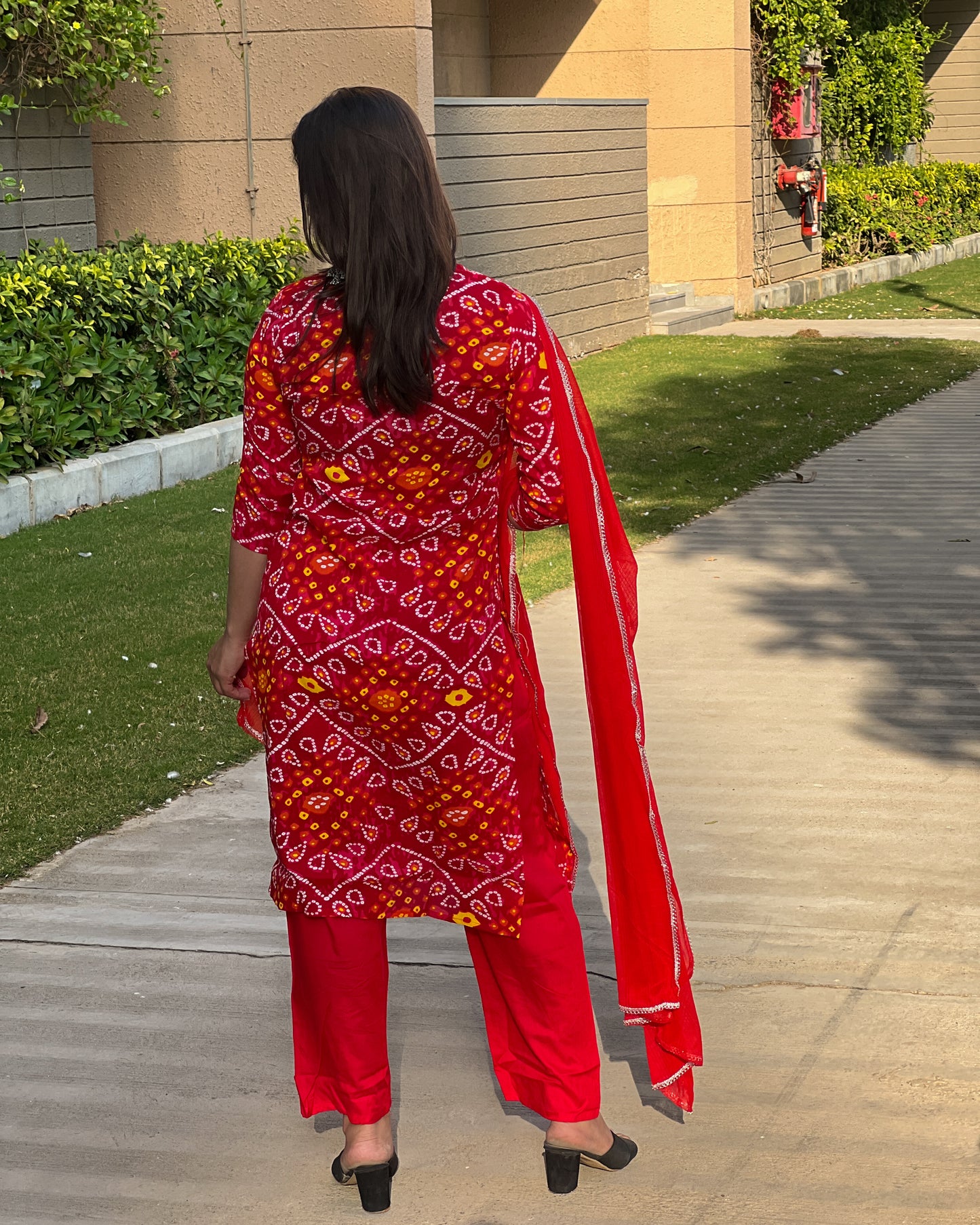 Red Bandhej Print Rayon Kurti Set with Chiffon Dupatta & Pants