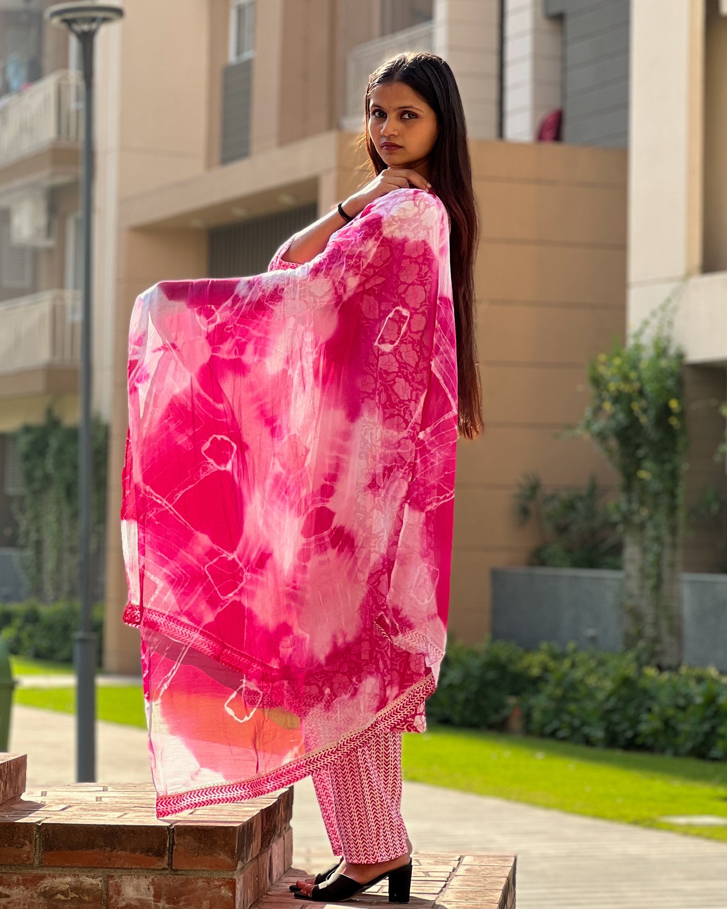 Blossom Pink Rayon Ethnic Printed Suit Set with Chiffon Dupatta